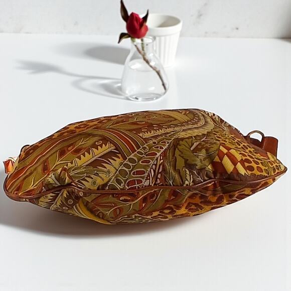 Salvatore Ferragamo Jungle Leopard Shoulder Bag - Picture 4 of 16